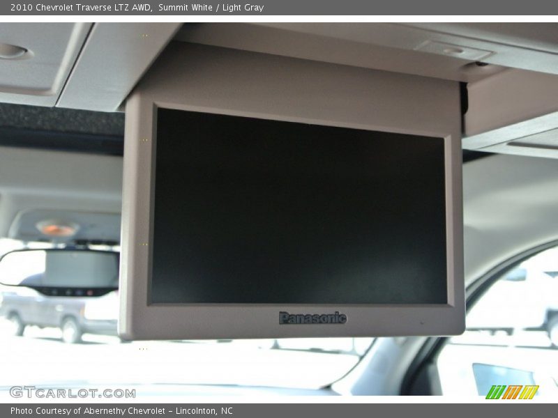 Summit White / Light Gray 2010 Chevrolet Traverse LTZ AWD