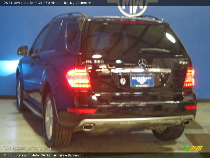 Black / Cashmere 2011 Mercedes-Benz ML 350 4Matic