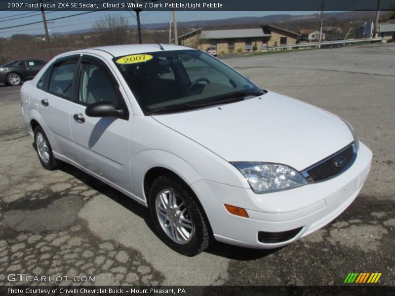 Cloud 9 White / Dark Pebble/Light Pebble 2007 Ford Focus ZX4 SE Sedan