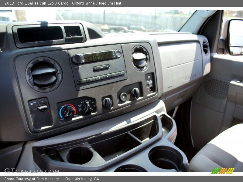 Oxford White / Medium Flint 2013 Ford E Series Van E250 Cargo