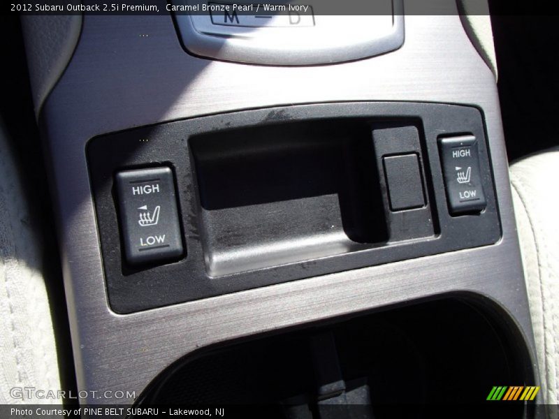 Caramel Bronze Pearl / Warm Ivory 2012 Subaru Outback 2.5i Premium