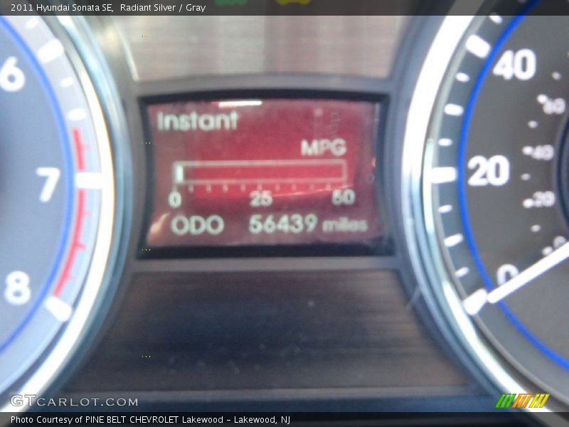 Radiant Silver / Gray 2011 Hyundai Sonata SE