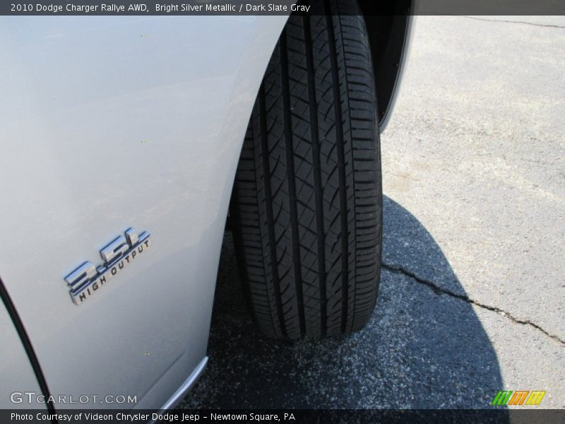 Bright Silver Metallic / Dark Slate Gray 2010 Dodge Charger Rallye AWD