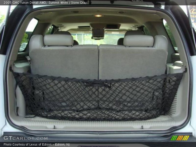 Summit White / Stone Gray 2005 GMC Yukon Denali AWD