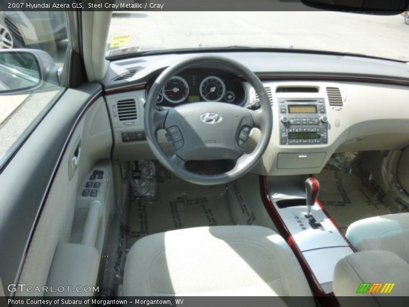 Dashboard of 2007 Azera GLS