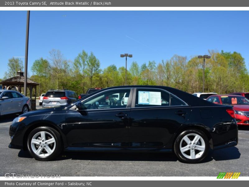 Attitude Black Metallic / Black/Ash 2013 Toyota Camry SE