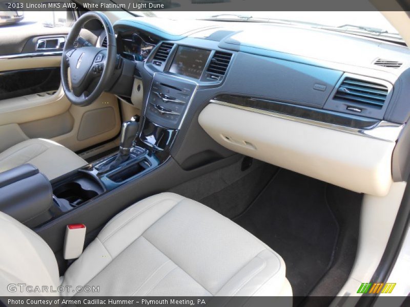 White Platinum / Light Dune 2013 Lincoln MKS AWD