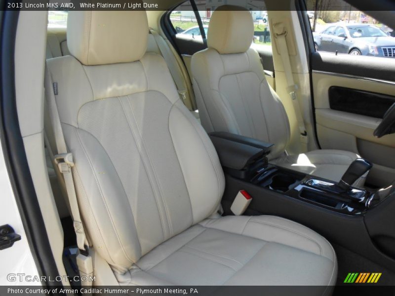 White Platinum / Light Dune 2013 Lincoln MKS AWD
