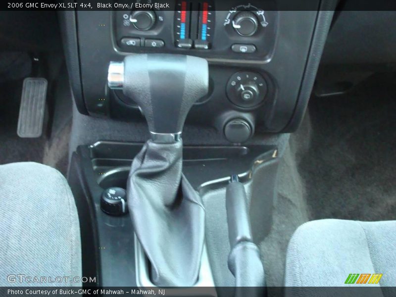 Black Onyx / Ebony Black 2006 GMC Envoy XL SLT 4x4