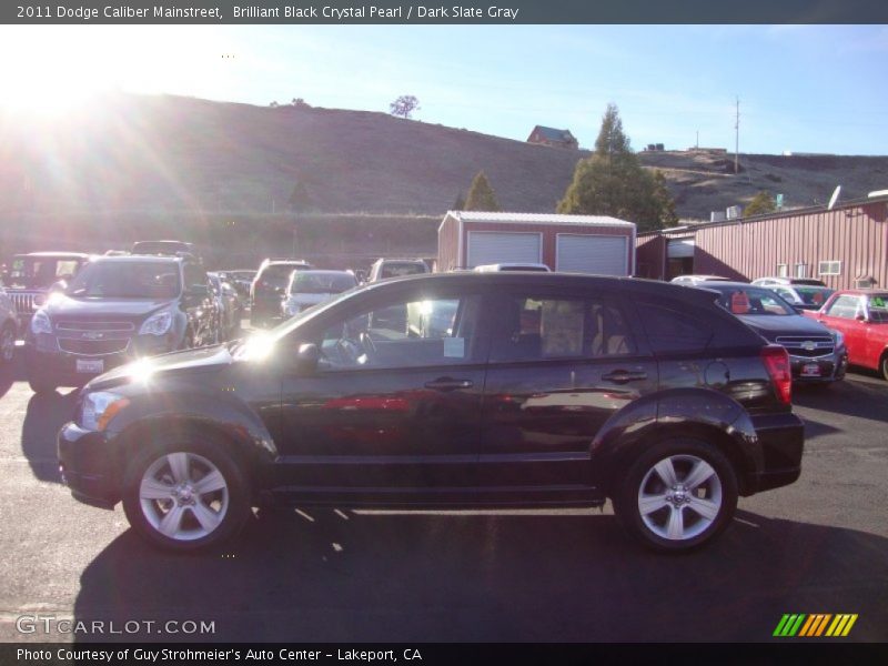 Brilliant Black Crystal Pearl / Dark Slate Gray 2011 Dodge Caliber Mainstreet