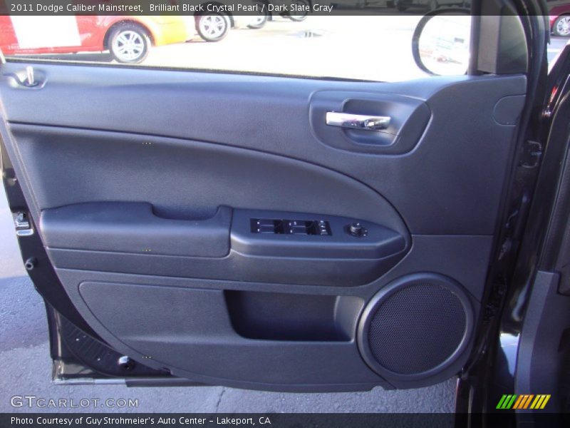 Brilliant Black Crystal Pearl / Dark Slate Gray 2011 Dodge Caliber Mainstreet