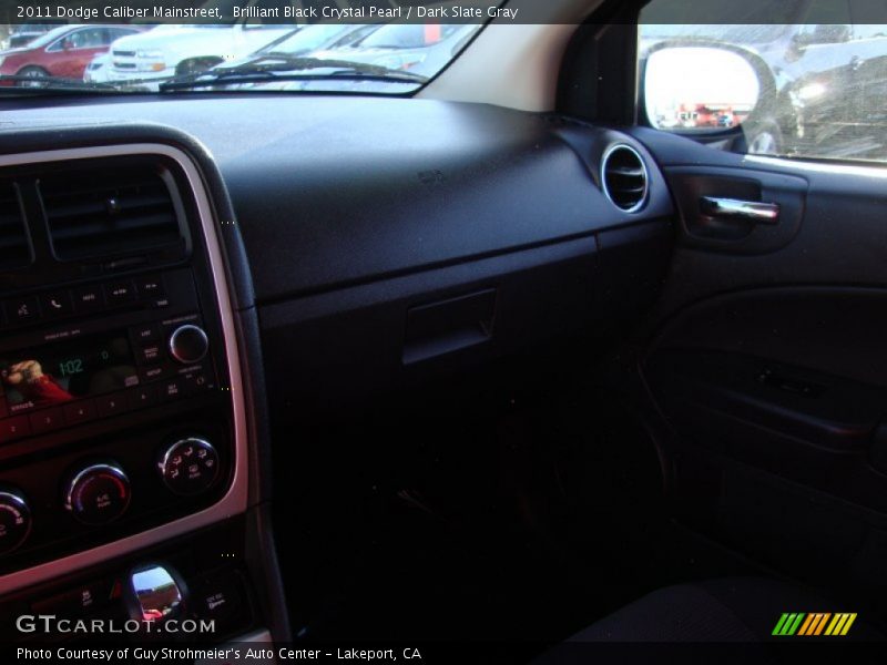 Brilliant Black Crystal Pearl / Dark Slate Gray 2011 Dodge Caliber Mainstreet