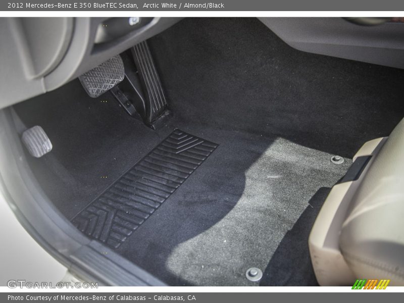 Arctic White / Almond/Black 2012 Mercedes-Benz E 350 BlueTEC Sedan