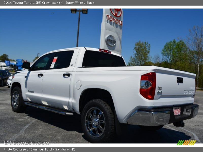 Super White / Black 2014 Toyota Tundra SR5 Crewmax 4x4