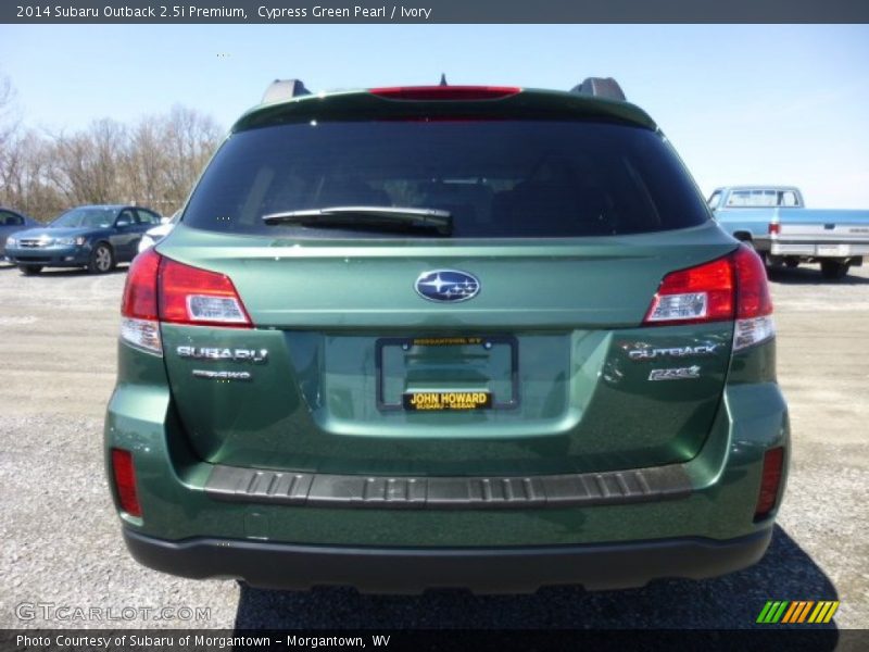 Cypress Green Pearl / Ivory 2014 Subaru Outback 2.5i Premium
