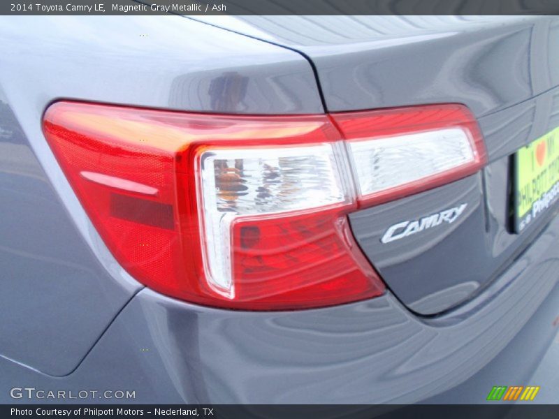 Magnetic Gray Metallic / Ash 2014 Toyota Camry LE
