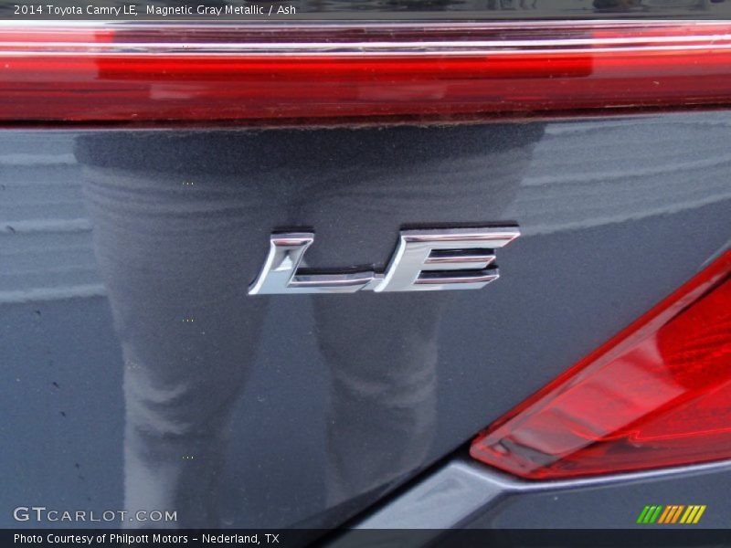 Magnetic Gray Metallic / Ash 2014 Toyota Camry LE