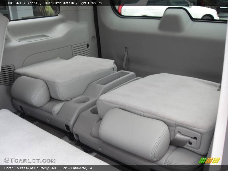 Silver Birch Metallic / Light Titanium 2008 GMC Yukon SLT