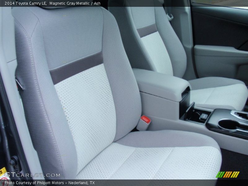 Magnetic Gray Metallic / Ash 2014 Toyota Camry LE