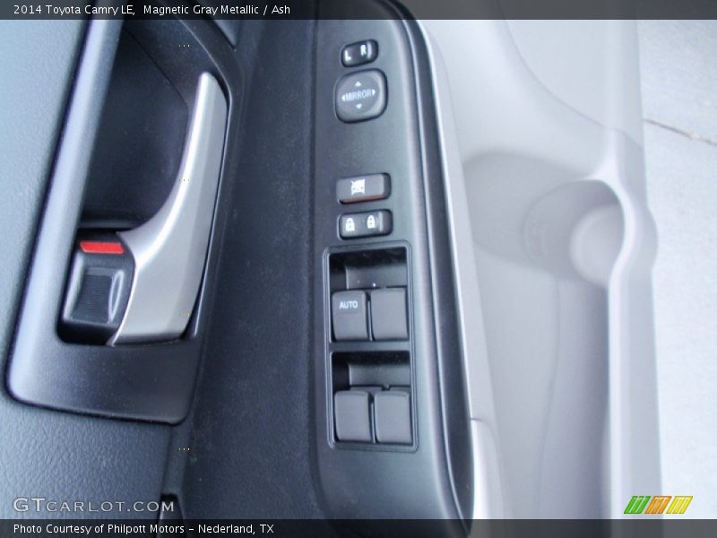 Magnetic Gray Metallic / Ash 2014 Toyota Camry LE