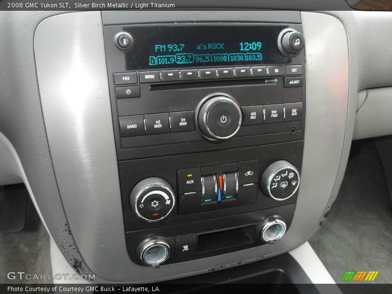 Silver Birch Metallic / Light Titanium 2008 GMC Yukon SLT