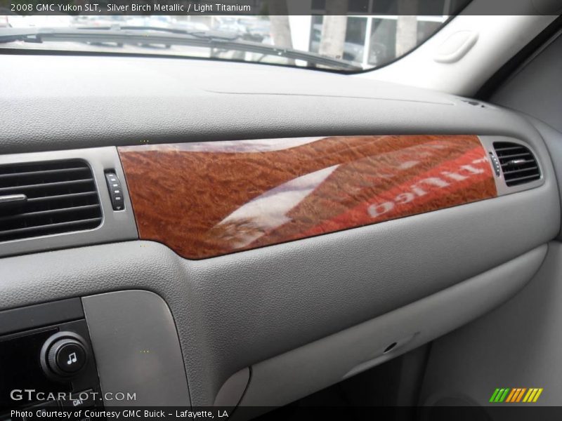 Silver Birch Metallic / Light Titanium 2008 GMC Yukon SLT