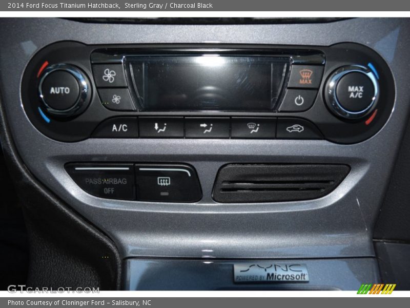 Sterling Gray / Charcoal Black 2014 Ford Focus Titanium Hatchback