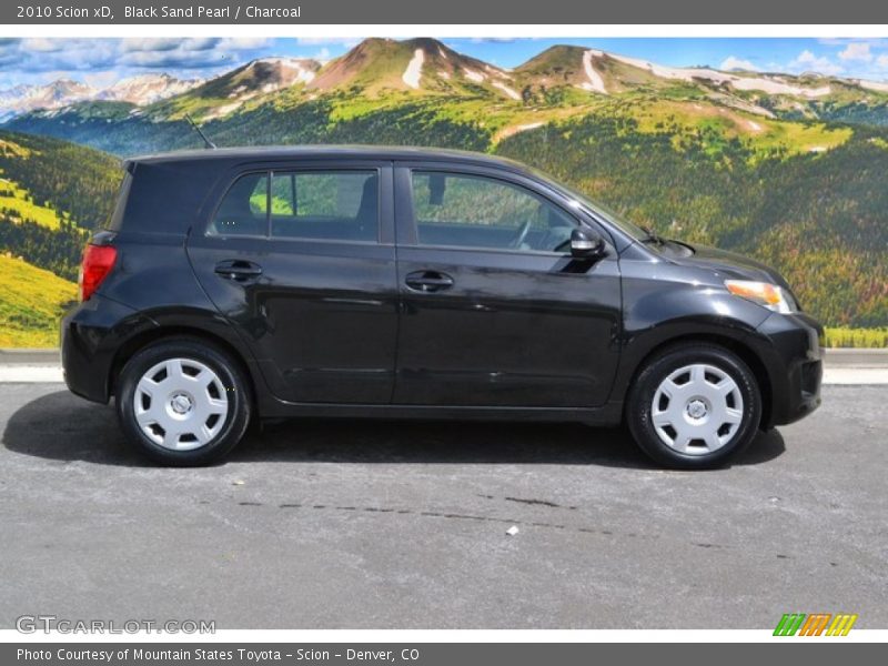 Black Sand Pearl / Charcoal 2010 Scion xD