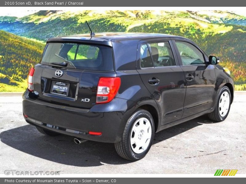 Black Sand Pearl / Charcoal 2010 Scion xD