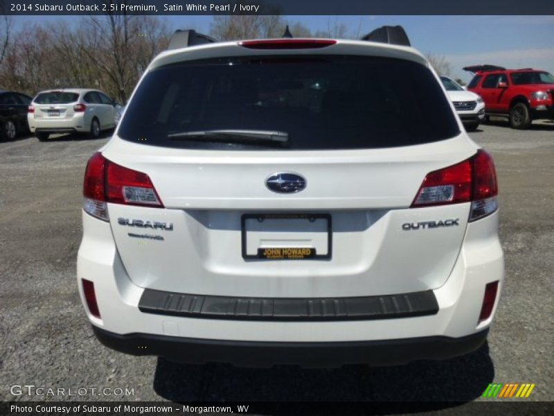 Satin White Pearl / Ivory 2014 Subaru Outback 2.5i Premium