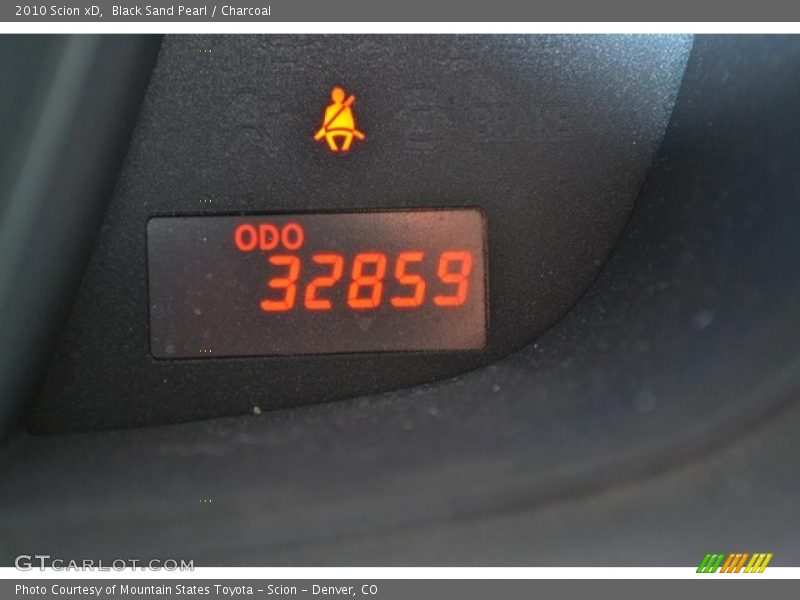 Black Sand Pearl / Charcoal 2010 Scion xD