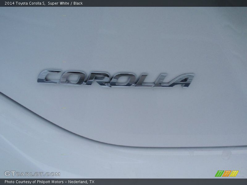 Super White / Black 2014 Toyota Corolla S