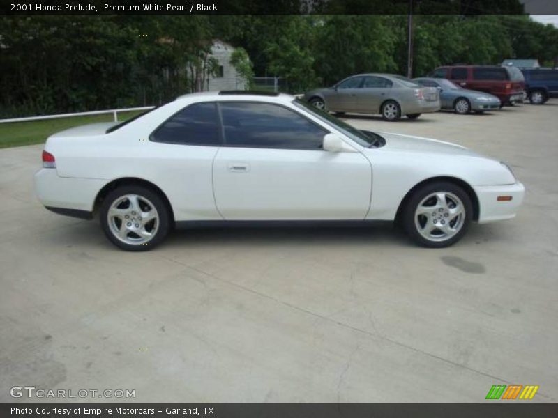 Premium White Pearl / Black 2001 Honda Prelude