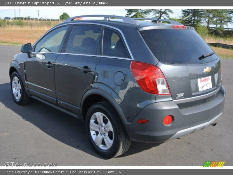 Cyber Gray Metallic / Black 2013 Chevrolet Captiva Sport LS