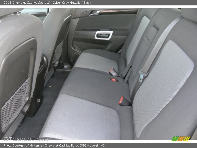 Cyber Gray Metallic / Black 2013 Chevrolet Captiva Sport LS