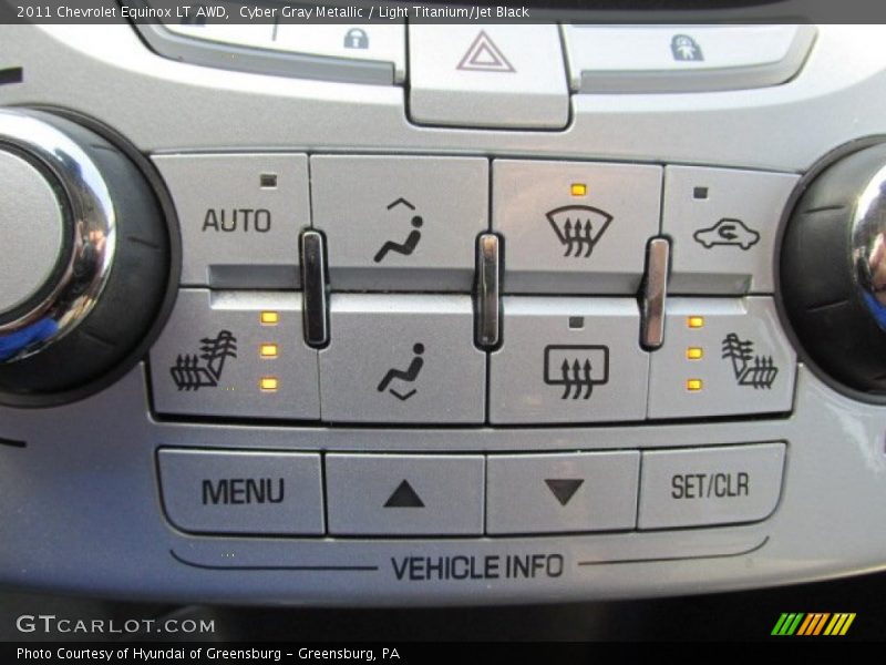 Cyber Gray Metallic / Light Titanium/Jet Black 2011 Chevrolet Equinox LT AWD