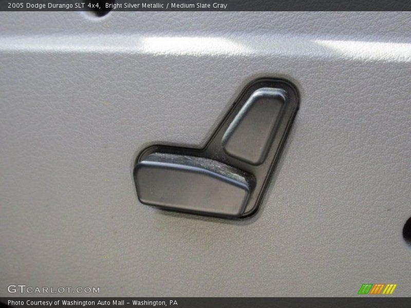 Bright Silver Metallic / Medium Slate Gray 2005 Dodge Durango SLT 4x4