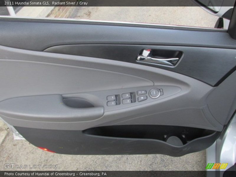 Radiant Silver / Gray 2011 Hyundai Sonata GLS