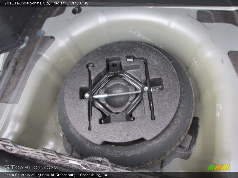 Radiant Silver / Gray 2011 Hyundai Sonata GLS