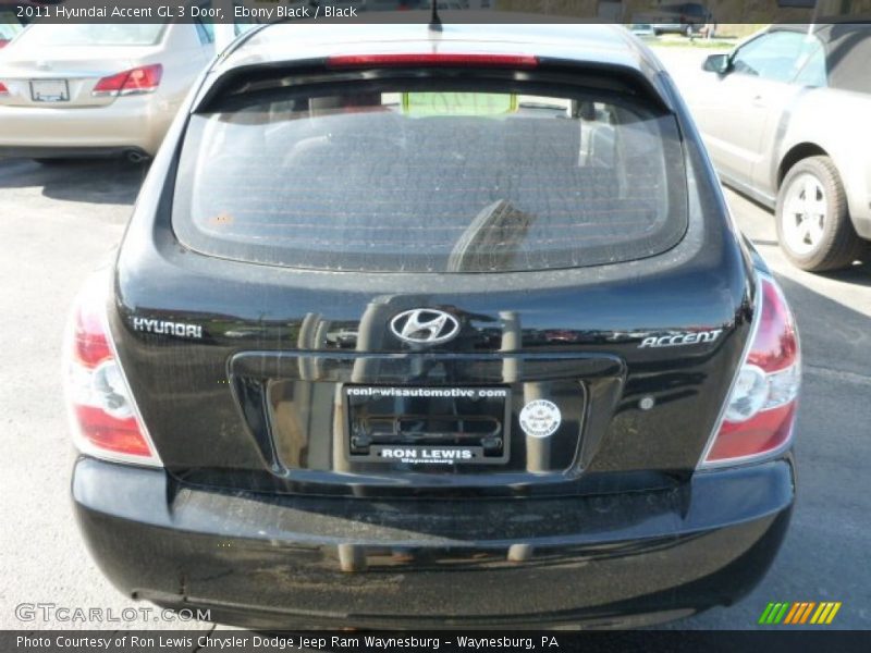 Ebony Black / Black 2011 Hyundai Accent GL 3 Door