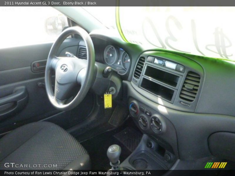 Ebony Black / Black 2011 Hyundai Accent GL 3 Door