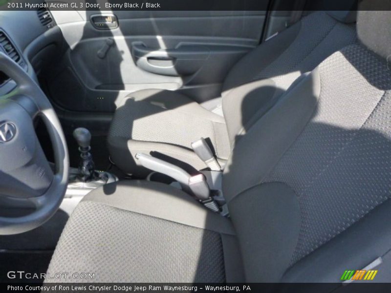 Ebony Black / Black 2011 Hyundai Accent GL 3 Door