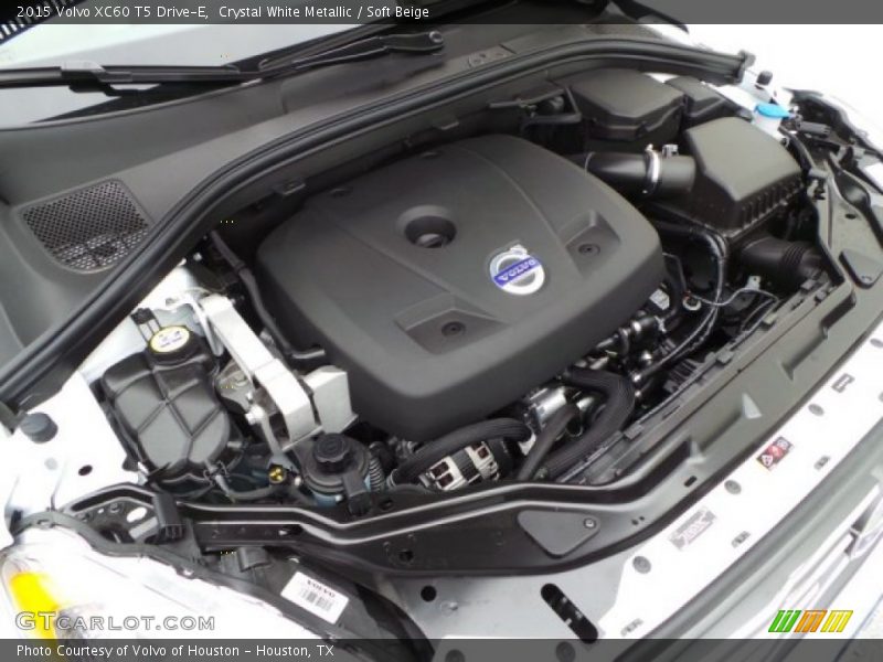 Crystal White Metallic / Soft Beige 2015 Volvo XC60 T5 Drive-E