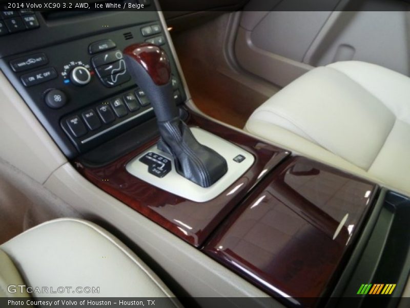 Ice White / Beige 2014 Volvo XC90 3.2 AWD