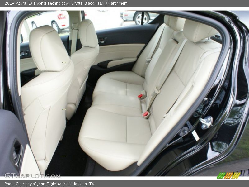 Rear Seat of 2014 ILX Hybrid Technology