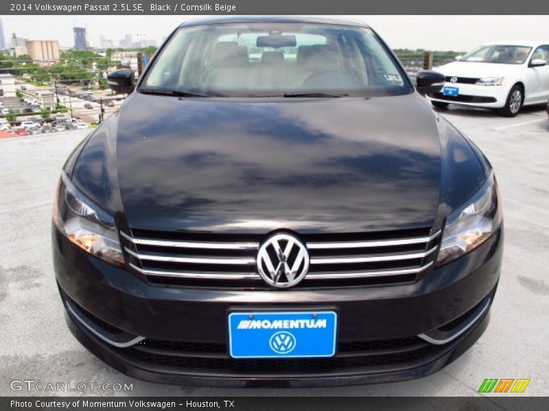 Black / Cornsilk Beige 2014 Volkswagen Passat 2.5L SE