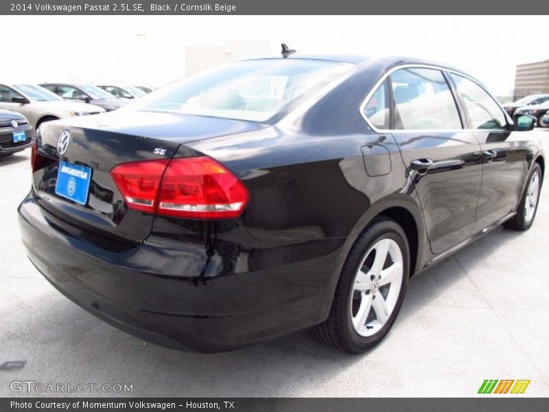 Black / Cornsilk Beige 2014 Volkswagen Passat 2.5L SE
