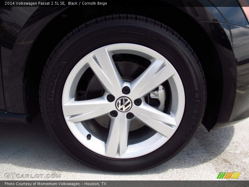 Black / Cornsilk Beige 2014 Volkswagen Passat 2.5L SE