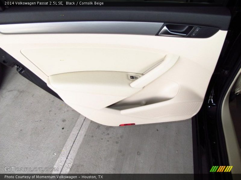 Black / Cornsilk Beige 2014 Volkswagen Passat 2.5L SE