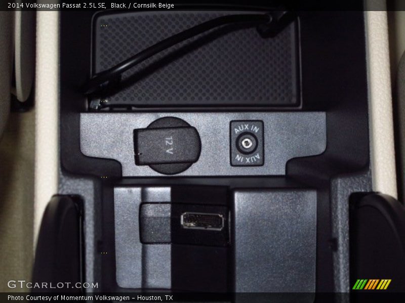 Black / Cornsilk Beige 2014 Volkswagen Passat 2.5L SE